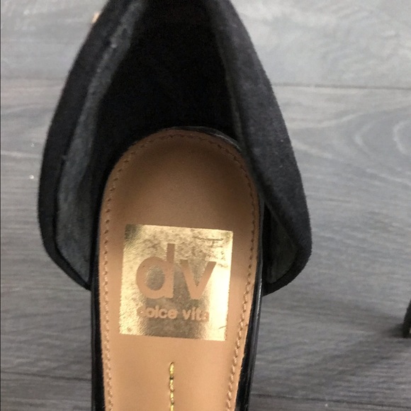 Dolce Vita cutout black pumps (size 6) - Picture 2 of 3